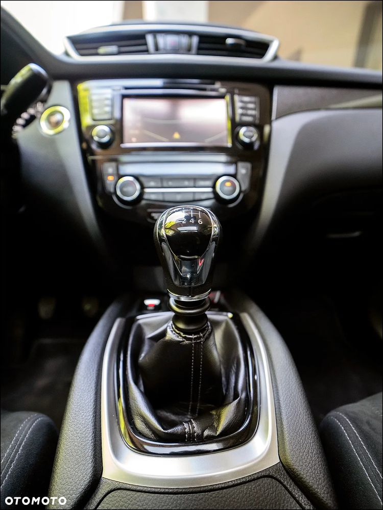 Nissan X-Trail - 25