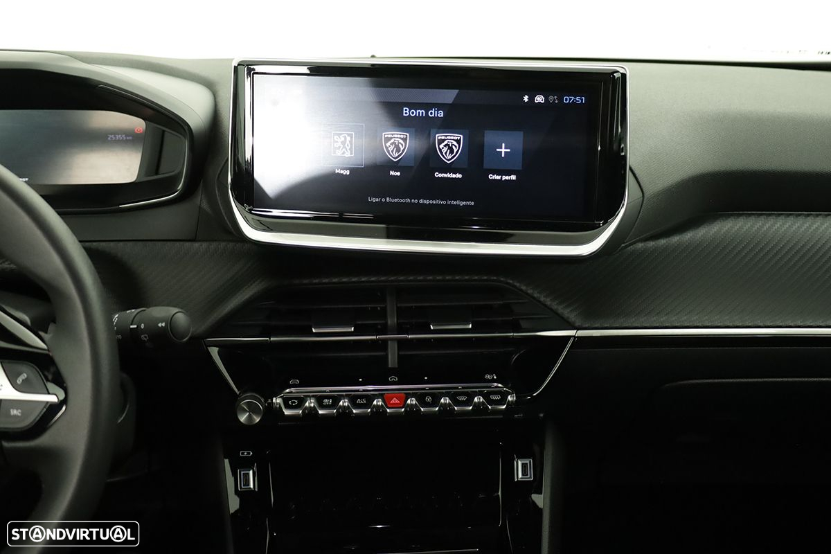 Peugeot 2008 1.2 PureTech Allure - 9