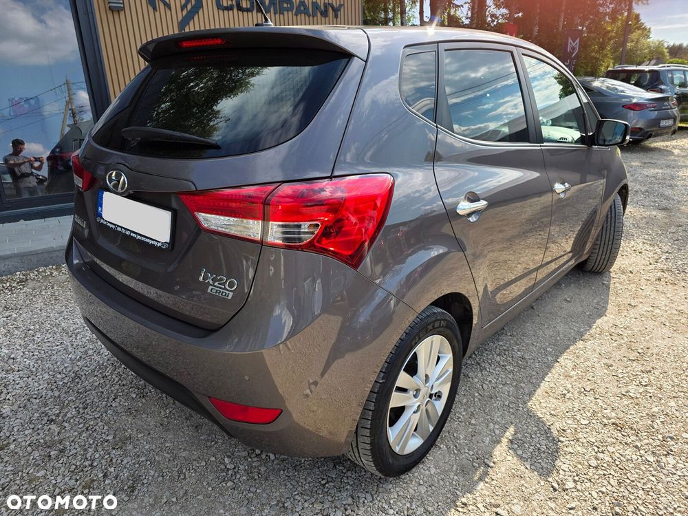 Hyundai ix20 - 6