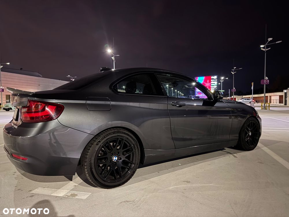 BMW Seria 2 220d xDrive Sport Line - 7