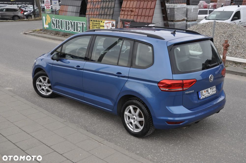 Volkswagen Touran 2.0 TDI SCR (BlueMotion Technology) Comfortline - 4