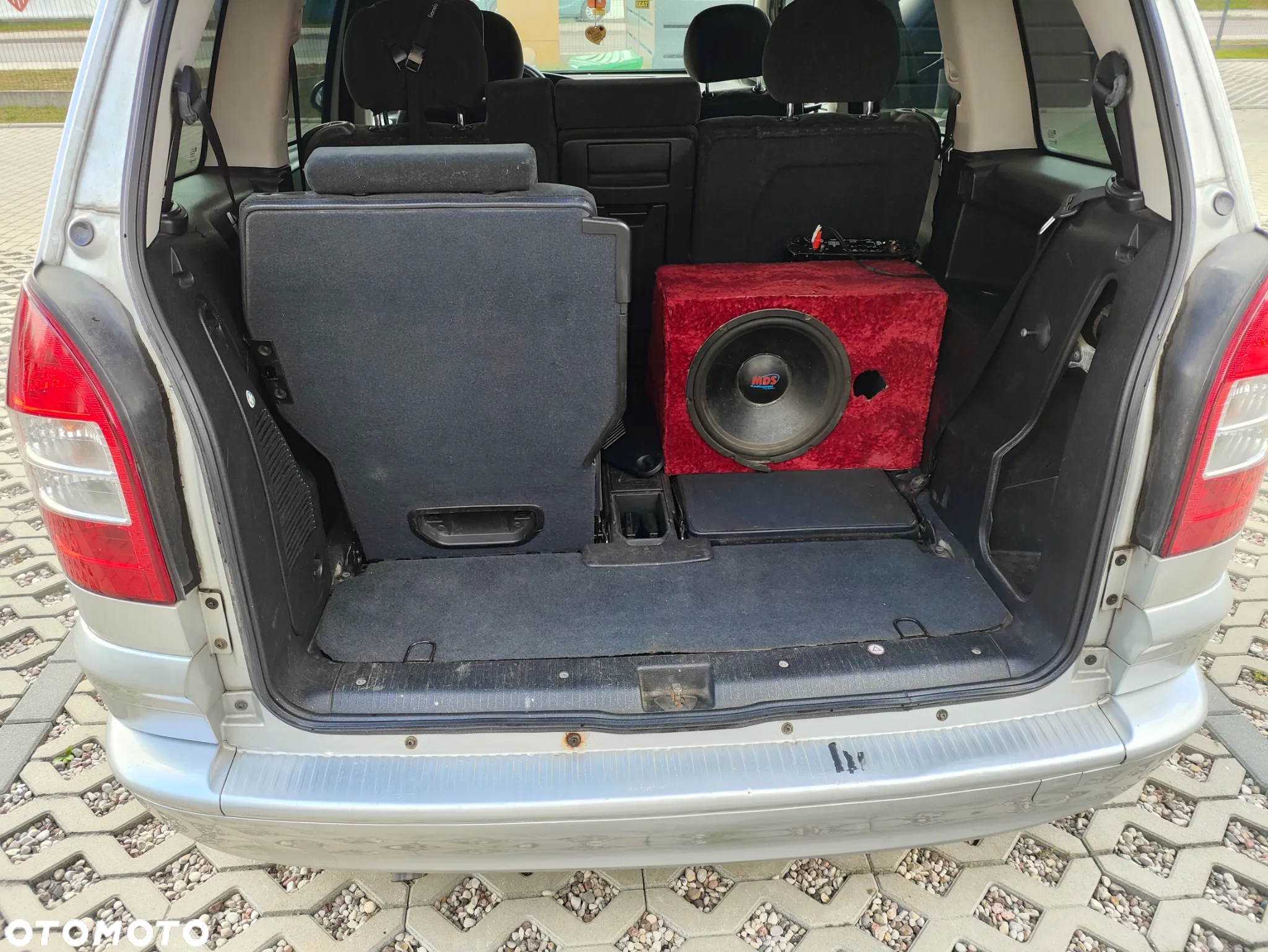 Opel Zafira 1.8 16V Elegance - 10