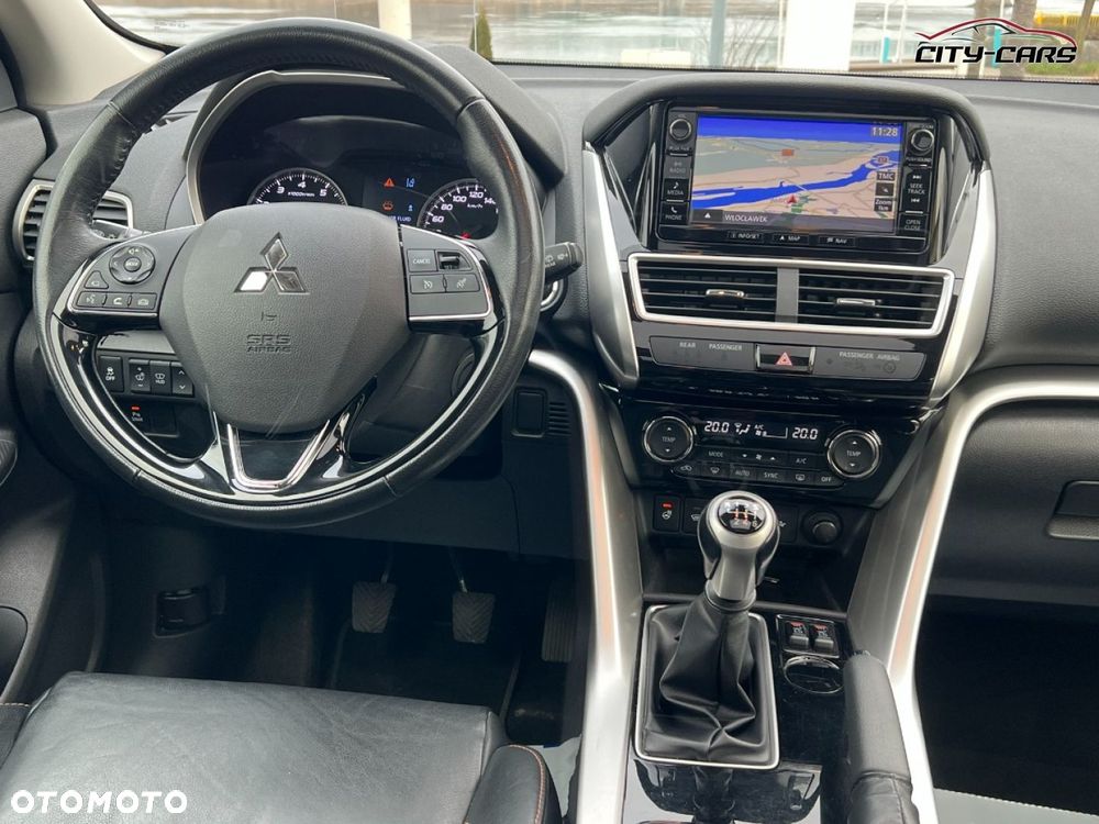 Mitsubishi Eclipse Cross - 14