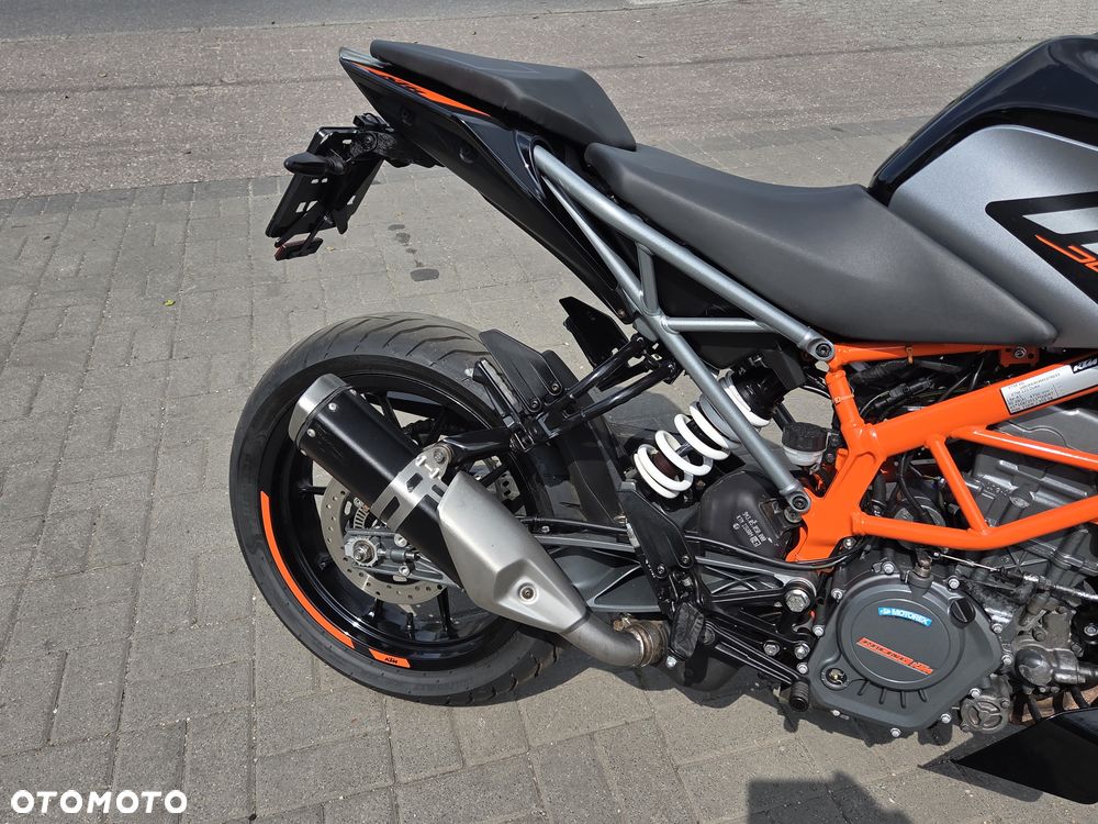 KTM Duke - 19