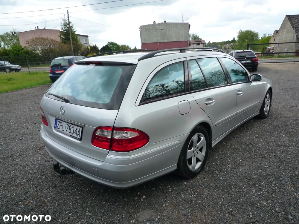Mercedes-Benz Klasa E 220 CDI T Avantgarde - 6