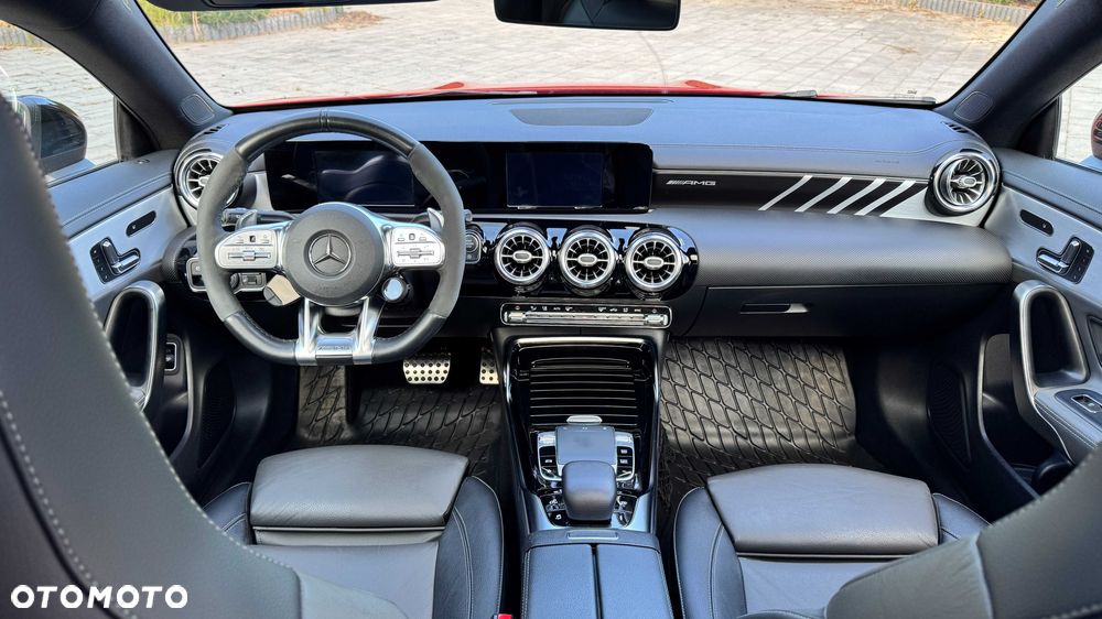 Mercedes-Benz CLA - 7