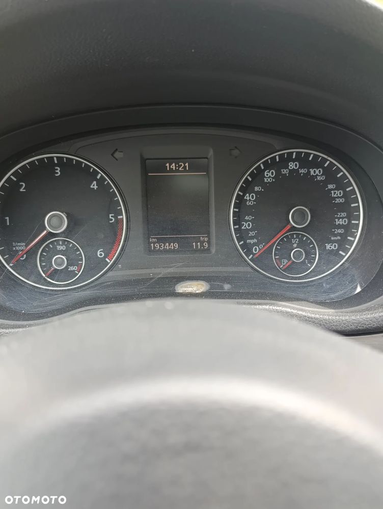 Volkswagen Passat 2.0 TDI SCR DSG Comfortline - 7