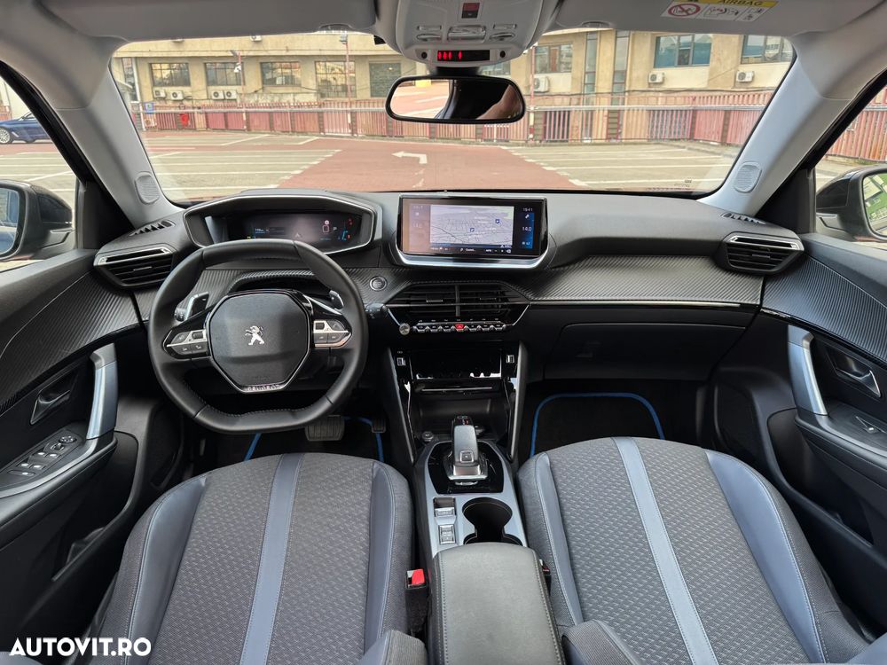 Peugeot 2008 1.2L PureTech 130 S&S EAT8 GT - 3