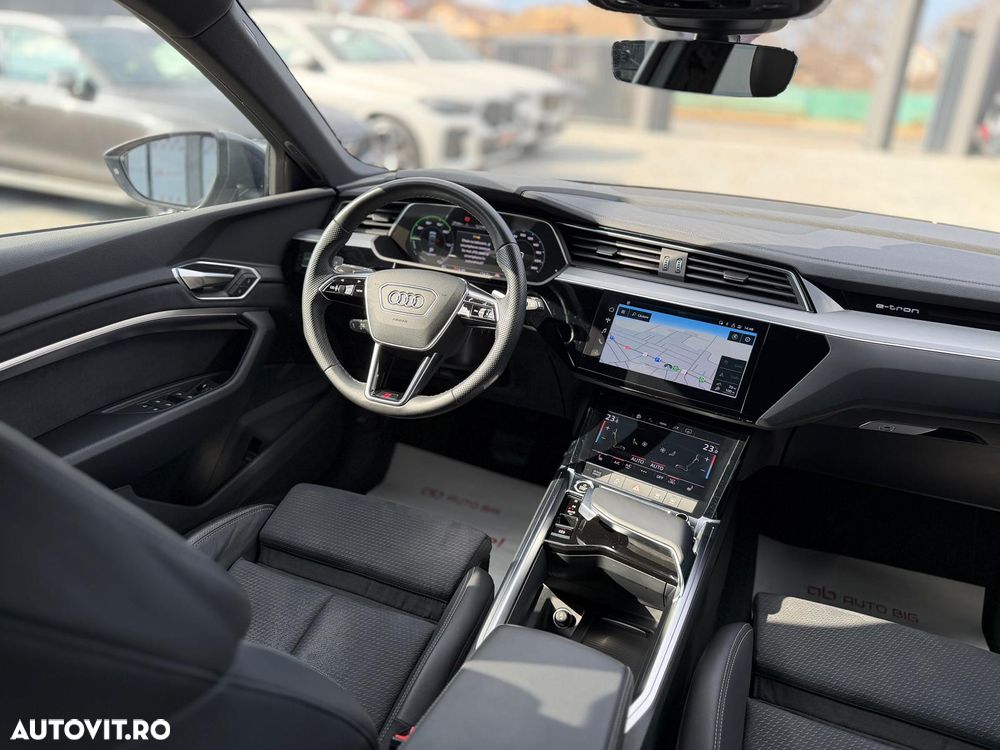 Audi e-tron - 20