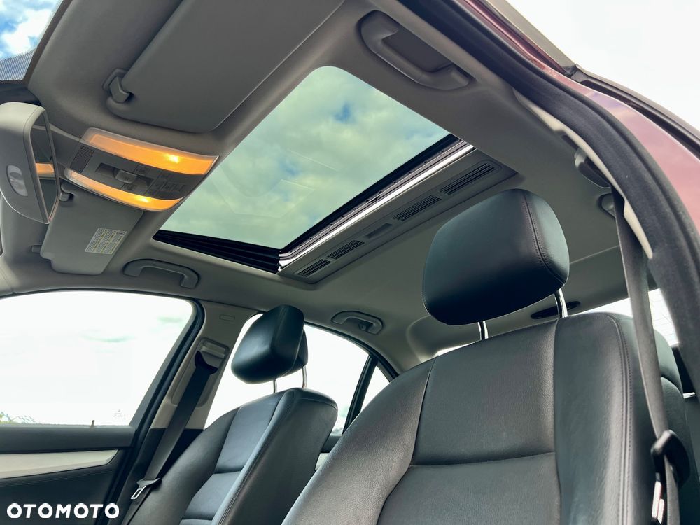 Mercedes-Benz Klasa C - 32