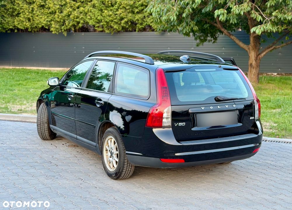 Volvo V50 - 2