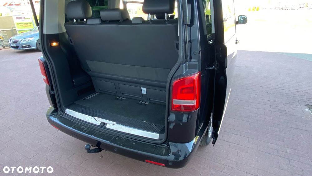 Volkswagen Multivan - 17