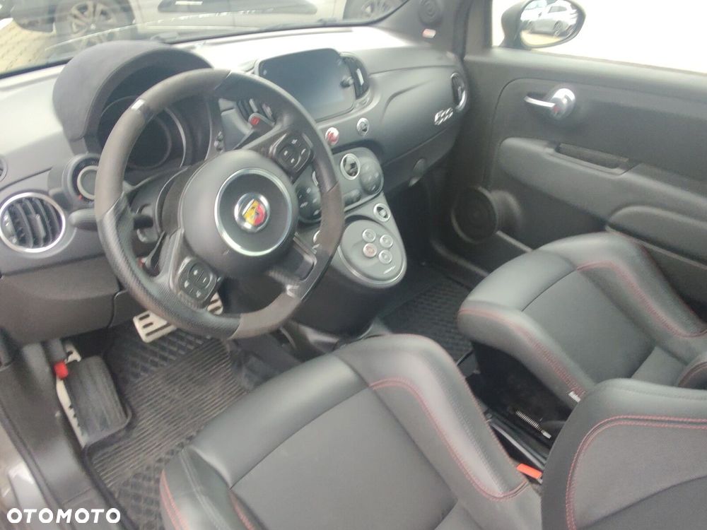 Abarth 695 1.4 T-Jet 16v MTA - 18