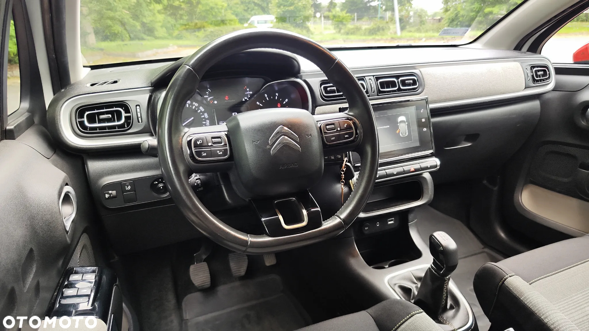 Citroën C3 1.2 PureTech Exclusive - 21