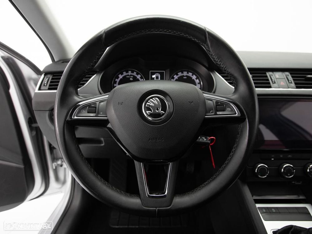 Skoda Octavia - 16