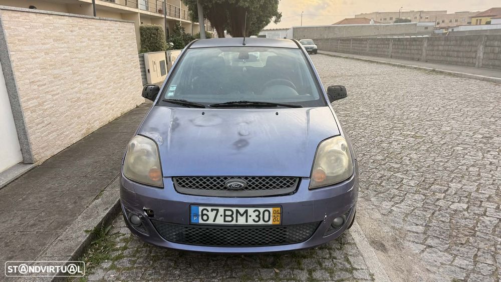 Ford Fiesta 1.25 Ghia - 4