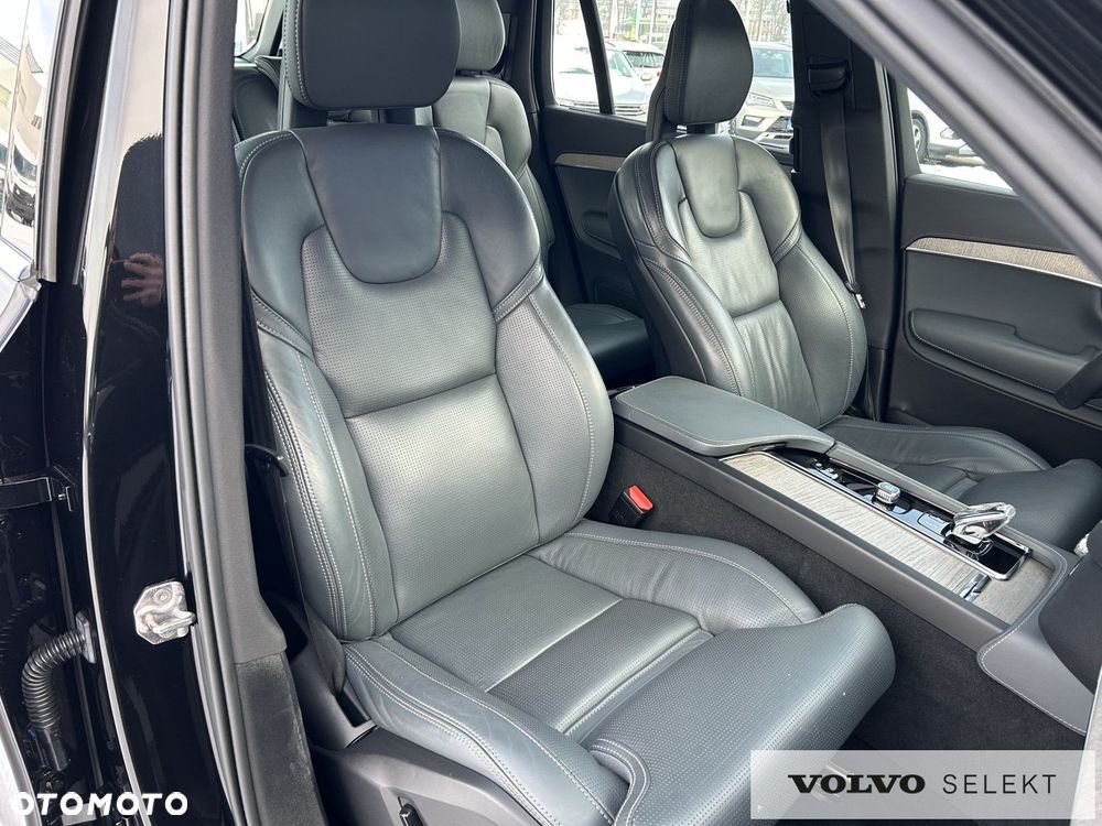 Volvo XC 90 - 29