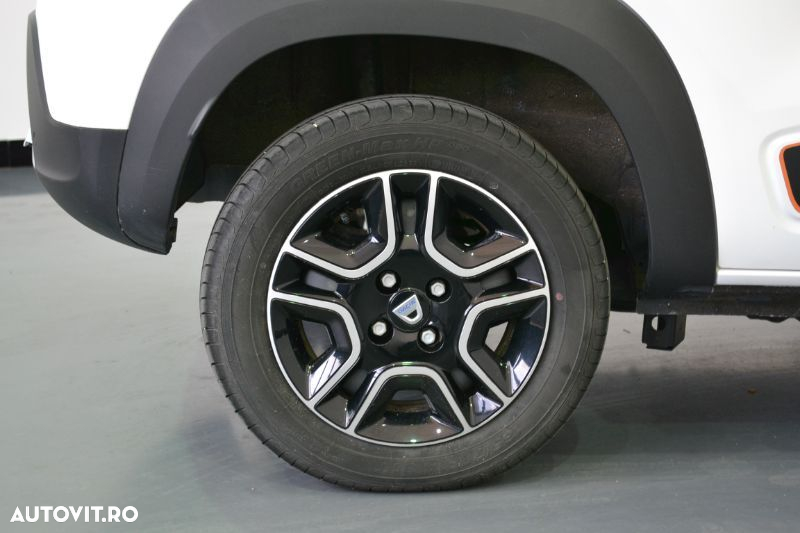Dacia Spring - 8