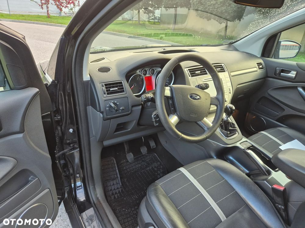 Ford Kuga 2.0 TDCi Trend - 13