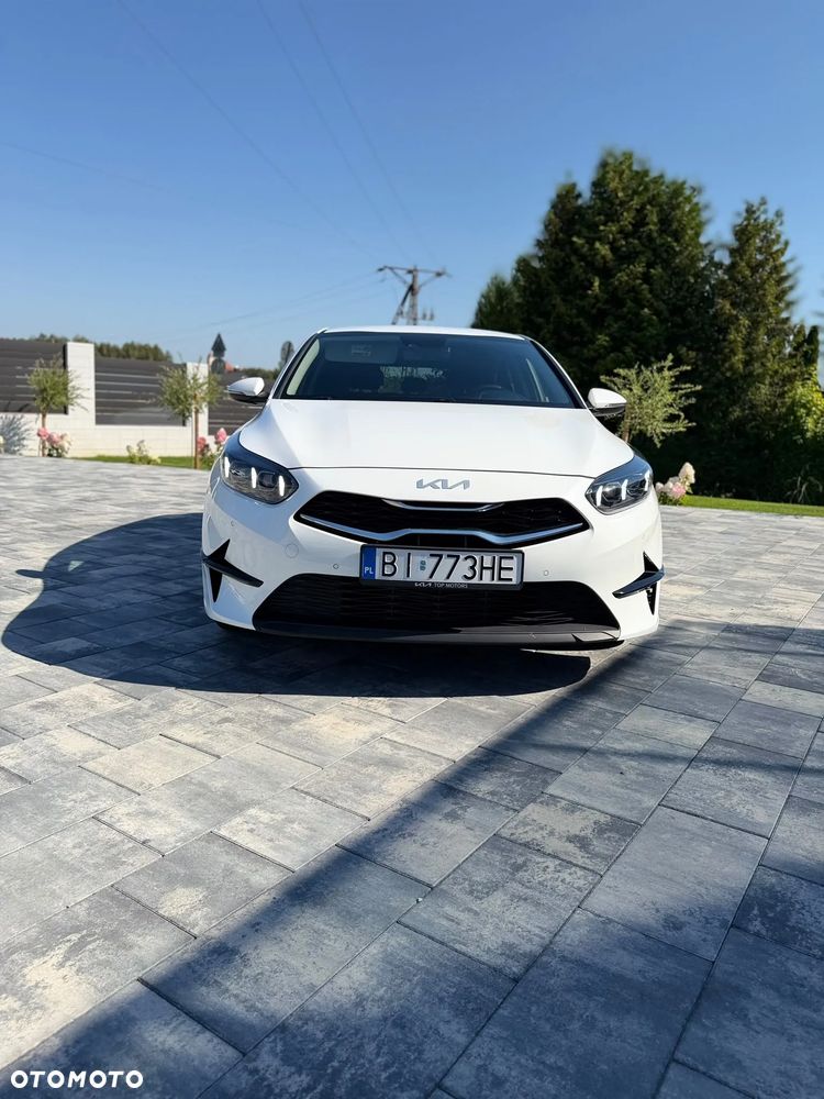 Kia Ceed 1.5 T-GDI Business Line Plus DCT - 1