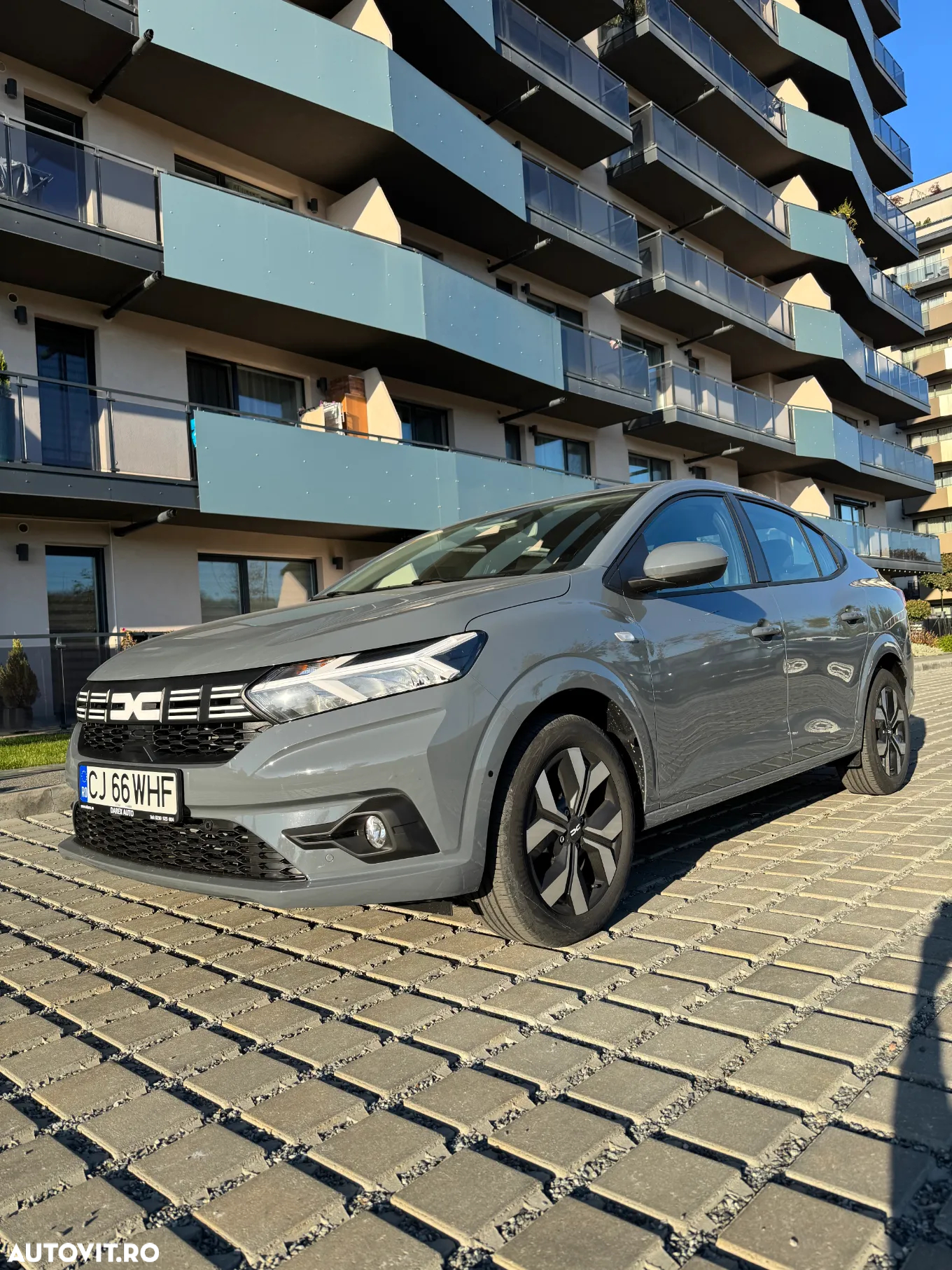 Dacia Logan ECO-G 100 MT6 Prestige+ - 9
