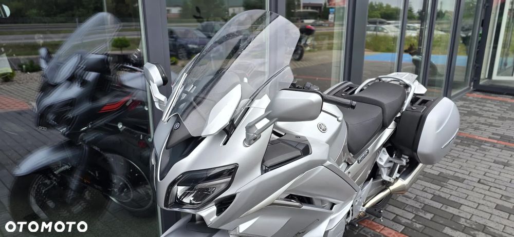 Yamaha FJR - 34