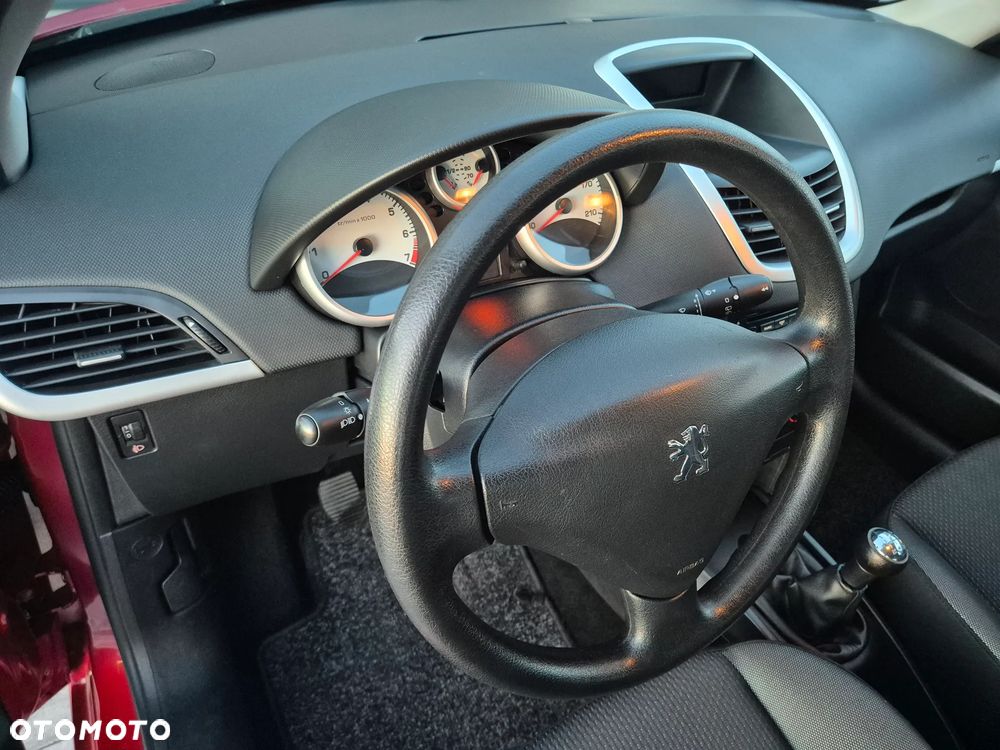 Peugeot 207 95 VTi Urban Style - 23