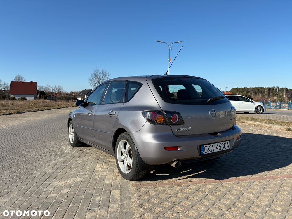 Mazda 3 - 4