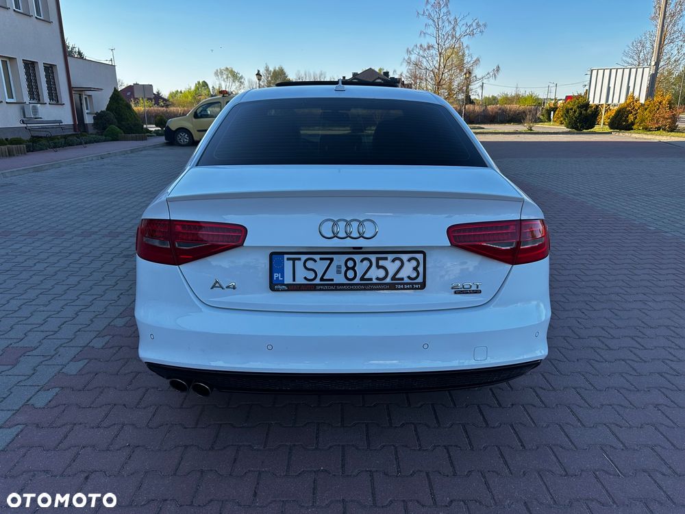 Audi A4 Limousine - 8
