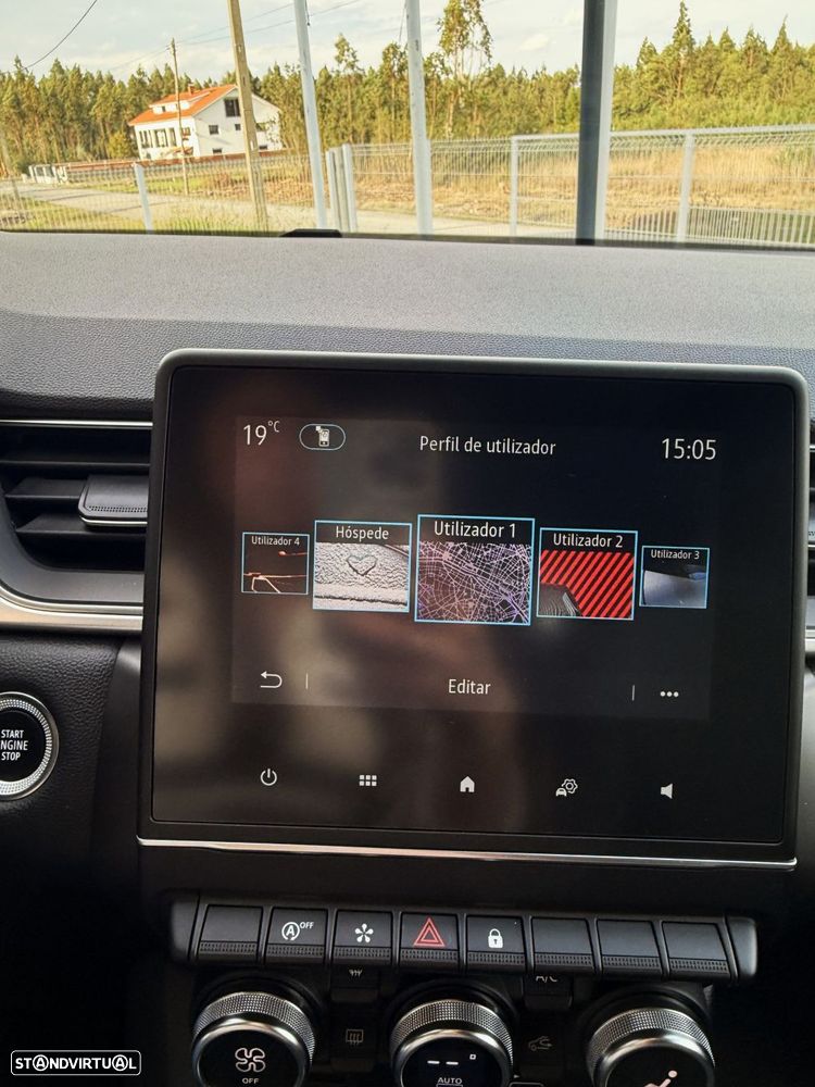 Renault Captur 1.0 TCe Techno - 12