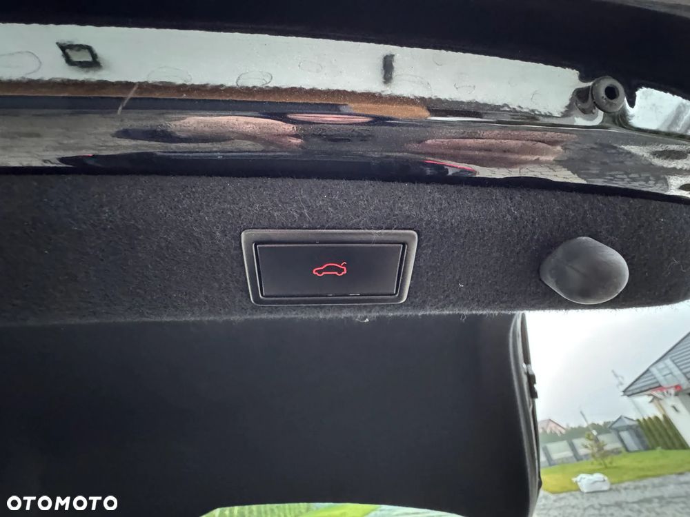 Skoda Superb 2.0 TDI Ambition DSG - 30