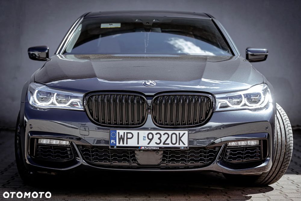 BMW Seria 7 750Li xDrive - 5