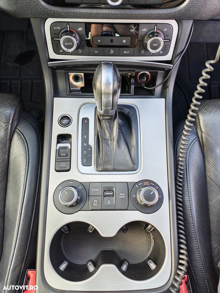 Volkswagen Touareg 3.0 V6 TFSI - 35