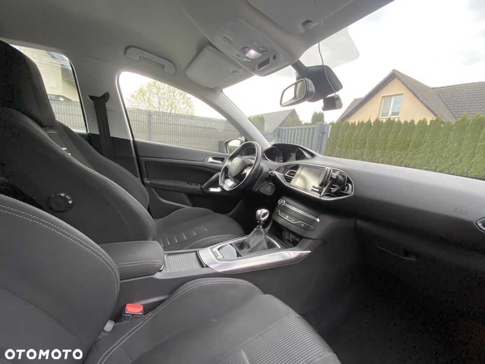 Peugeot 308 - 17