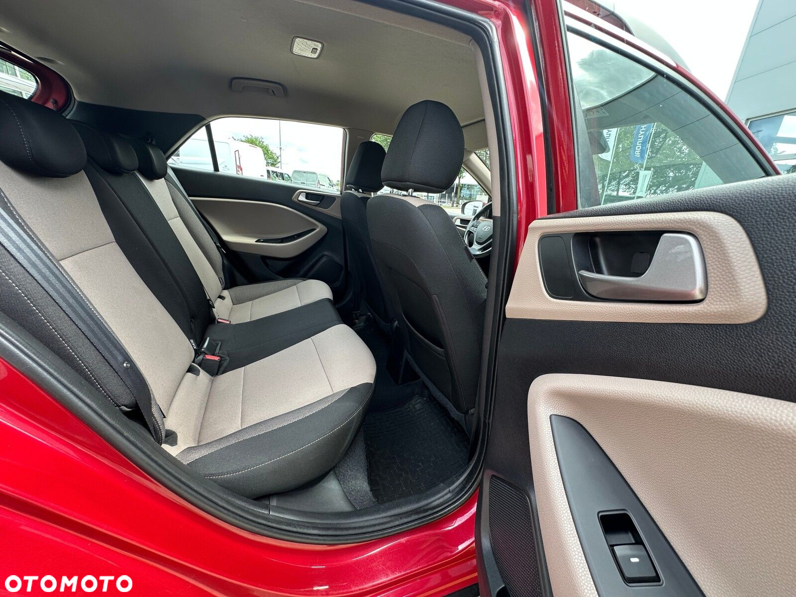 Hyundai i20 - 18