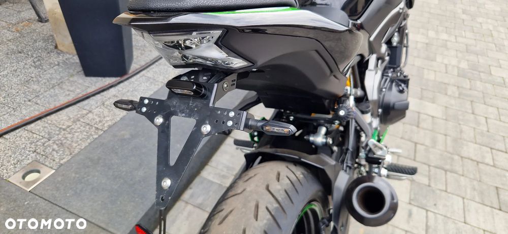 Kawasaki Z 900 - 11