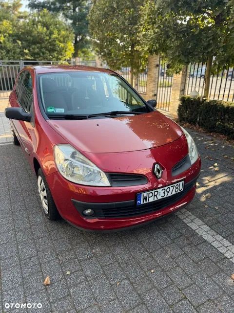 Renault Clio 1.2 16V 75 Collection - 6