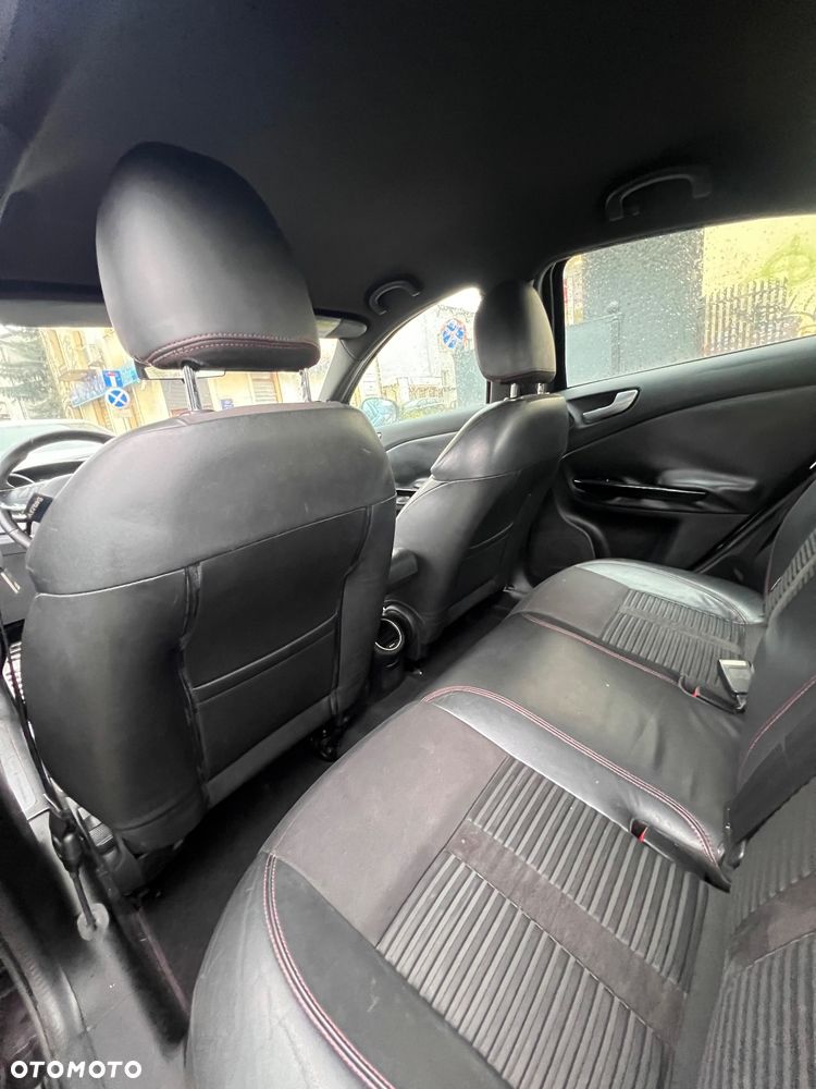 Alfa Romeo Giulietta 1.4 TB MultiAir Distinctive - 36