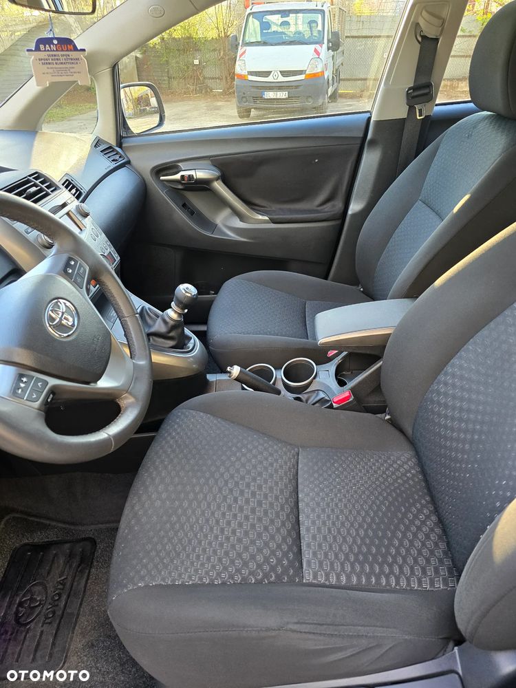 Toyota Verso 1.8 7-Sitzer Comfort - 12