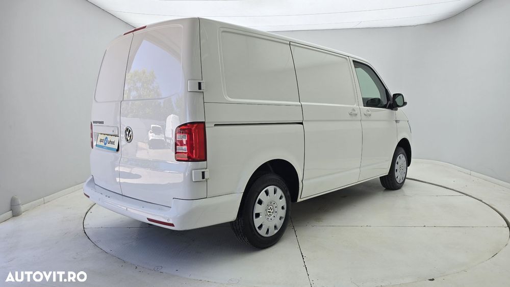Volkswagen Transporter - 6