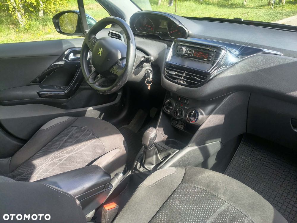 Peugeot 208 1.4 HDi Active - 11