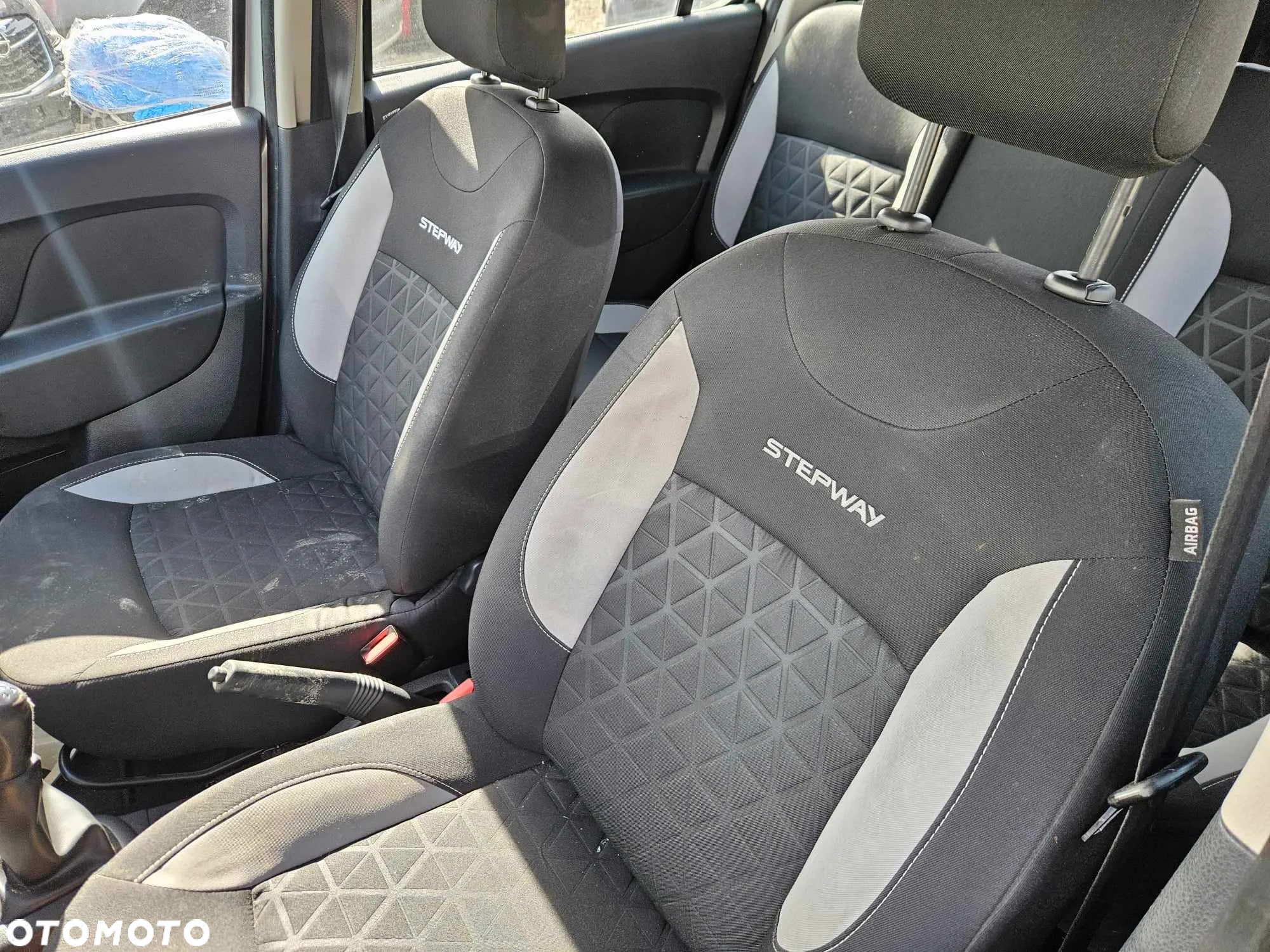 Dacia Sandero Stepway 1.5 dCi Laureate - 9
