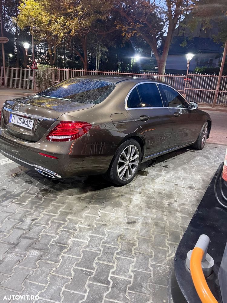 Mercedes-Benz E 220 d Aut. - 2