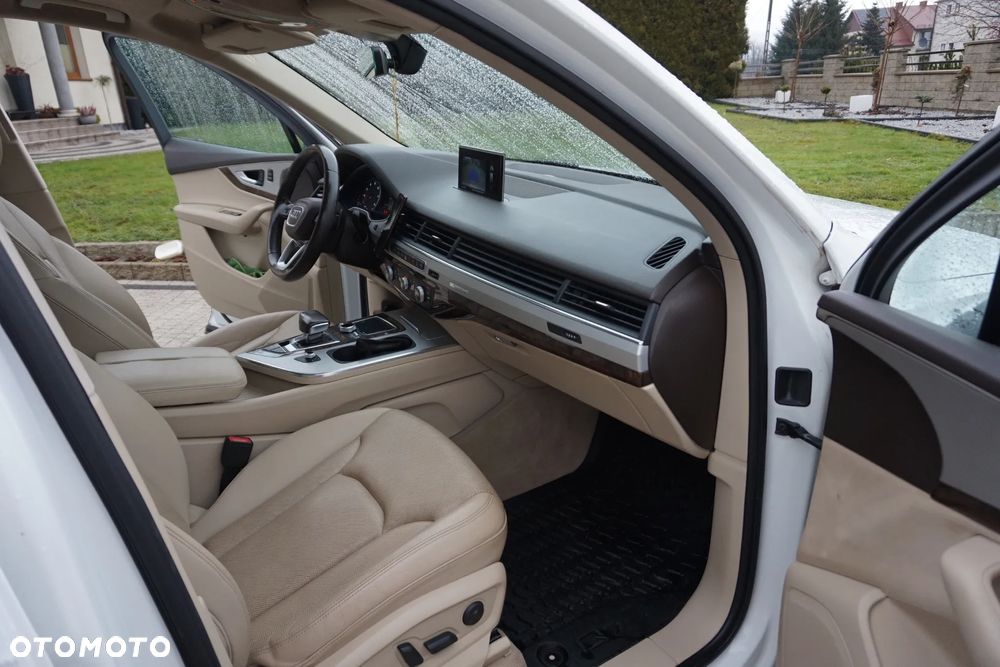Audi Q7 - 27