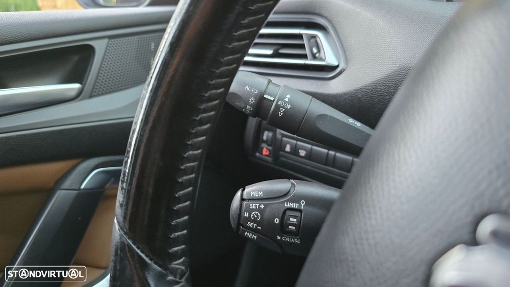 Peugeot 308 SW 1.6 BlueHDi Allure J17 - 14