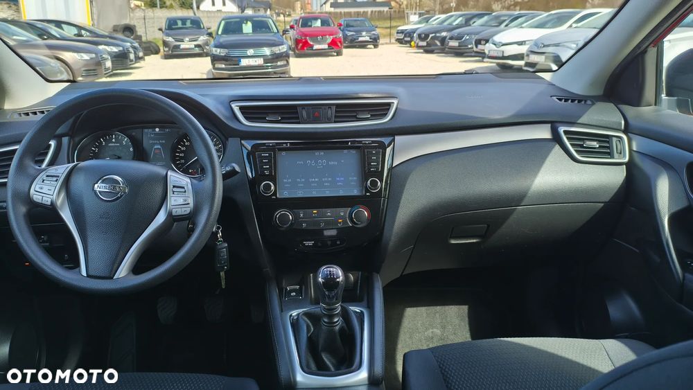 Nissan Qashqai 1.6 DIG-T N-Connecta - 2