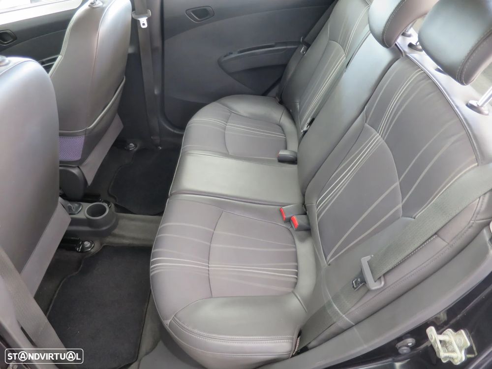 Chevrolet Spark 1.0 LS - 15
