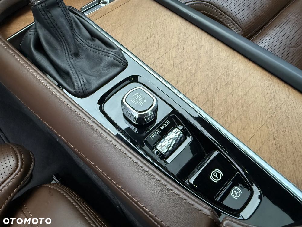 Volvo XC 90 T6 AWD Geartronic Inscription - 18