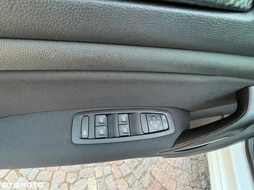 Renault Megane 1.6 SCe Life - 22