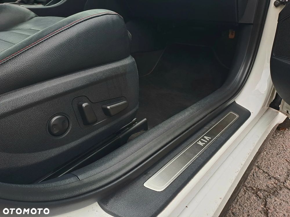 Kia Optima 1.7 CRDI GT Line DCT - 22